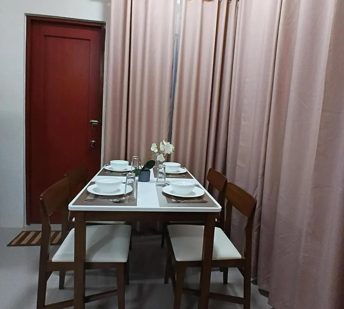 A&T Residence-Panglao Apartamento